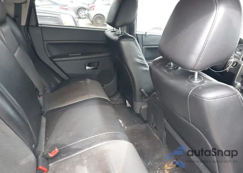 2010 Jeep Grand Cherokee Laredo z USA, uszkodzony, nr VIN 1J4PR4GKXAC135497